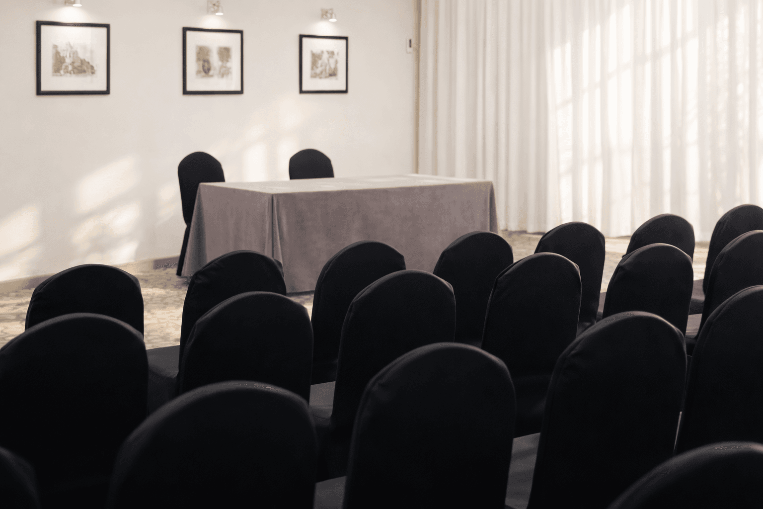 Пресс-зал Дон-Плаза